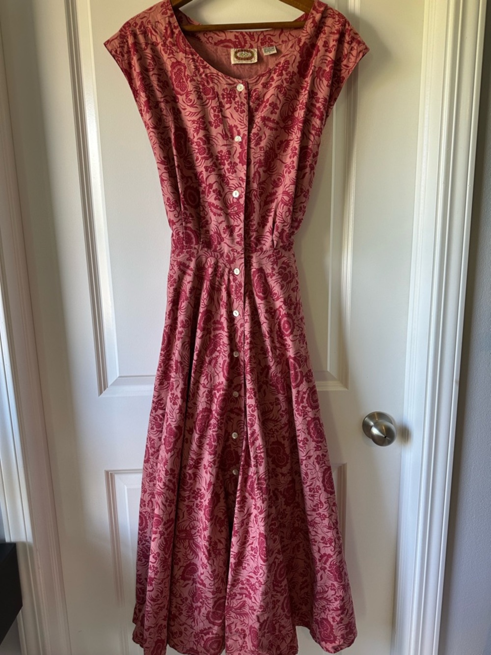 Vintage 80s Banana Republic Safari Pink Floral Button-Front Midi Dress